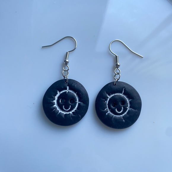 Handmade Jewelry - Handmade Black Sun Smile Dangle Earrings